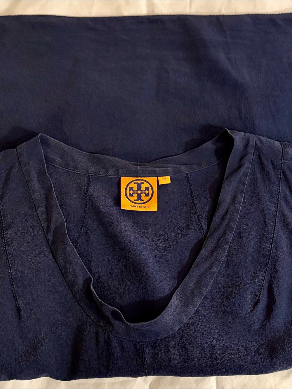 Tory Burch Deep Navy Silk Sleeveless Top Size 12 - Picture 7 of 7